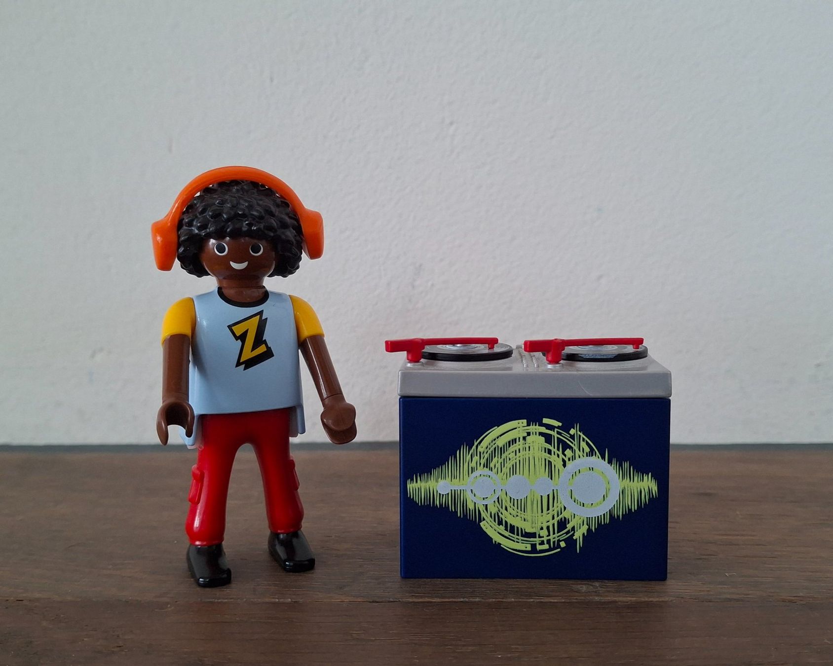 Playmobil Giocattoli: Playmobil DJ Z 5377 – Usato da Schmiedrued venduto da Mowgli80