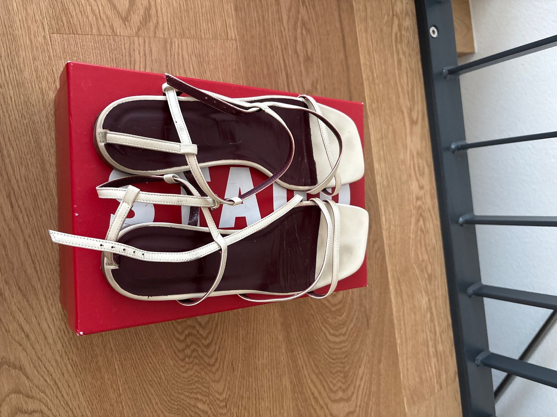 Scarpe da donna: STAUD Sandale / Gr 41 / Top Zustand! – Usato da Zürich venduto da auto-moto 2