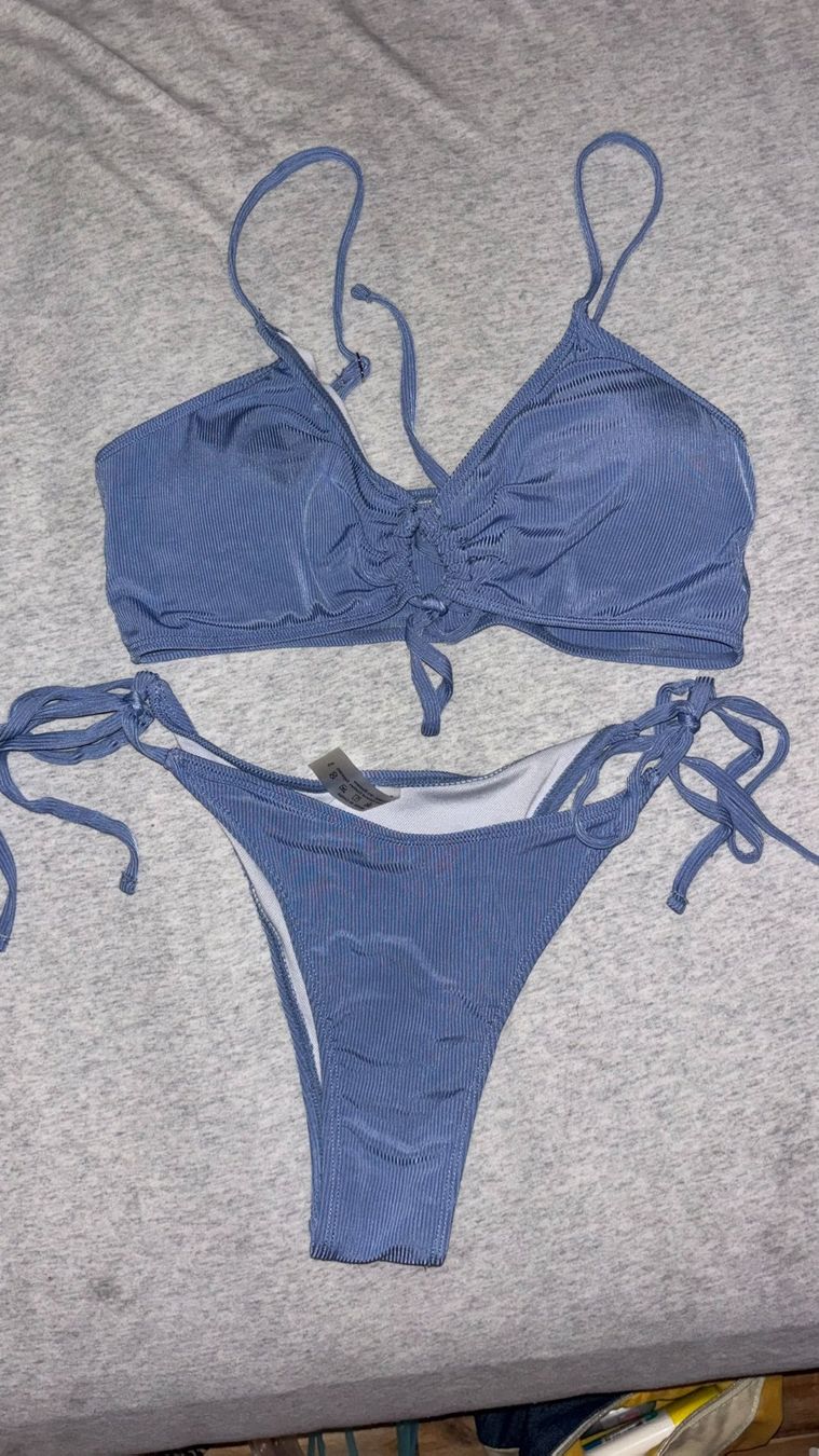Shein Costumi da bagno & Bikini: Bikini Set – Nuovo (secondo la descrizione) da Biel/Bienne venduto da jac_pw5y 1