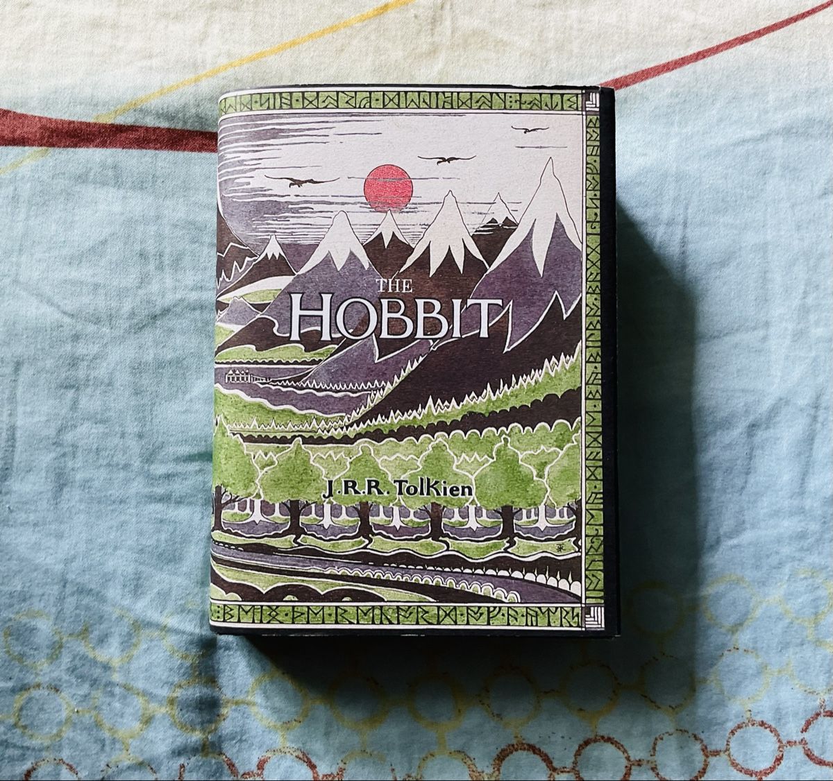 Livres: The Hobbit - J.R.R. Tolkien – Neuf (Voir description) à  par