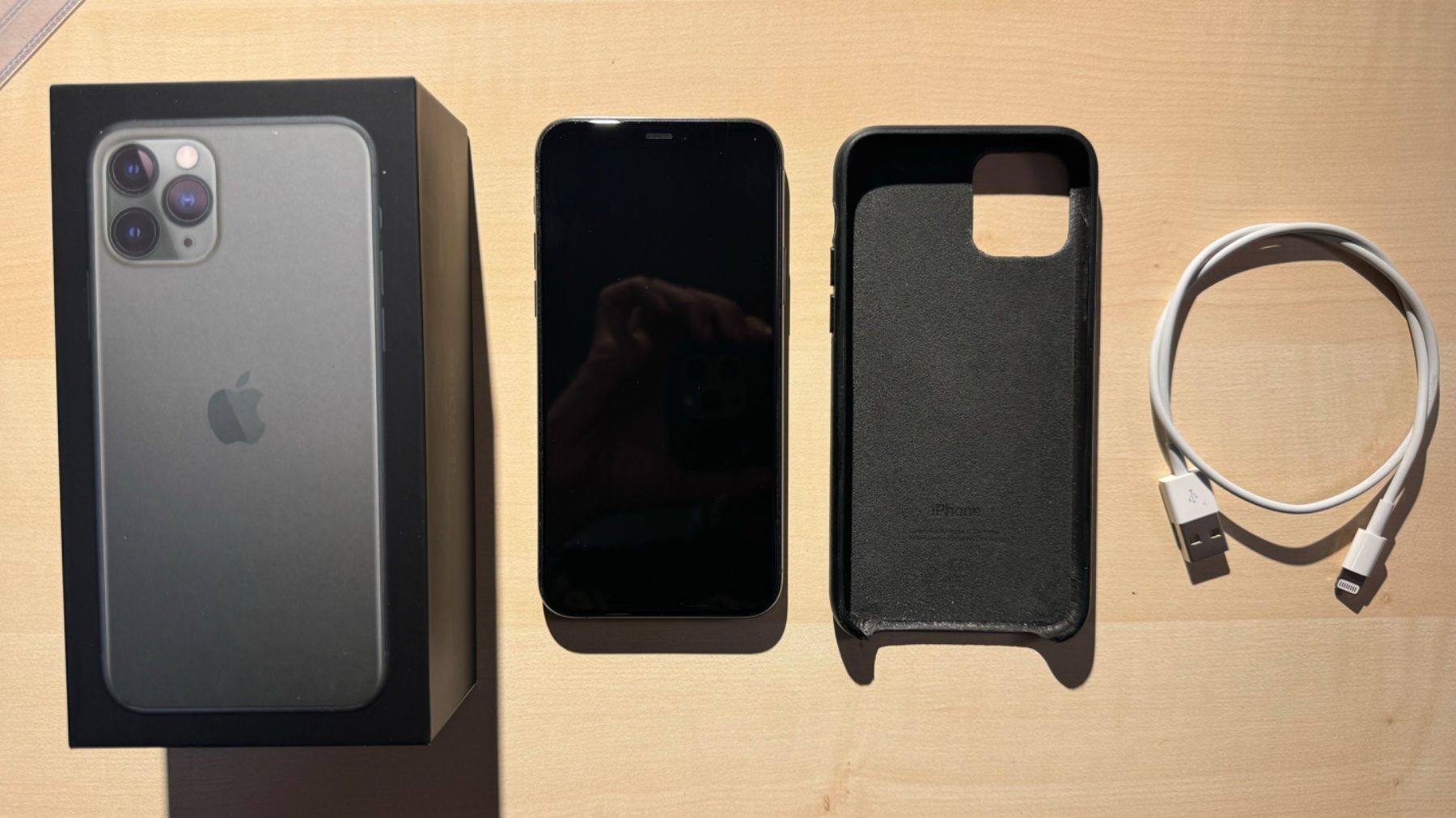 Apple Handys / Smartphones: iPhone 11 Pro 64 GB – Gebraucht aus Dättlikon von
