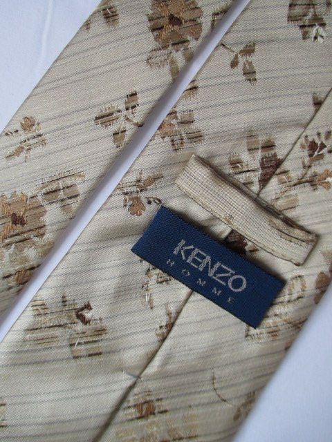 Kenzo Cravatte: KENZO / Krawatte aus Seide – Usato da Wetzikon ZH venduto da freeze66north 3