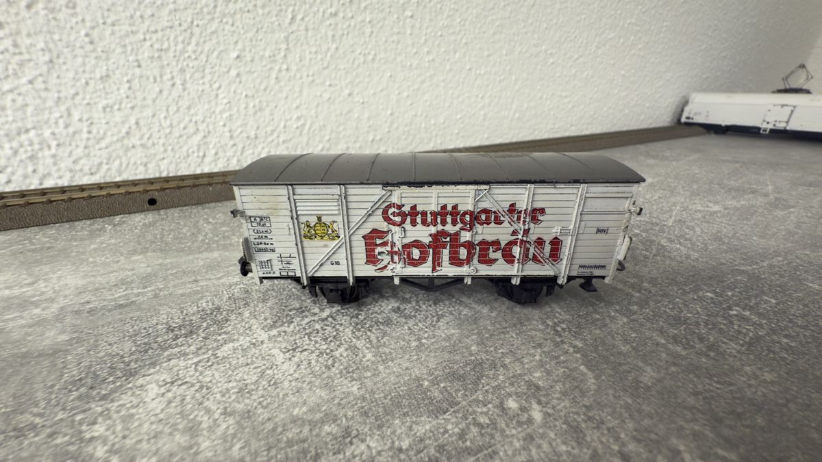Modelleisenbahnen: Roco Güterwagen "Gruttagäss-Eichhofbräu" H0 / DC – Gebraucht aus Schlieren von rat_lq6b 2