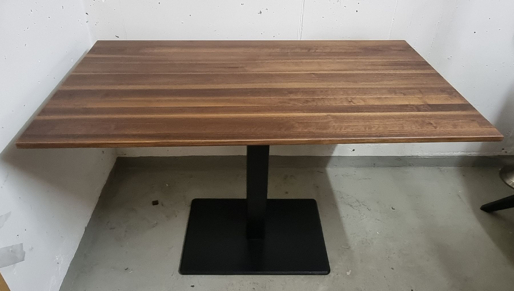 Tavoli: Tisch Nussbaum – Usato da Berneck venduto da chi_w9vt