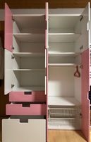 Schöner Kinder-/Jugendschrank in Rosa & Weiss – viel Staurau