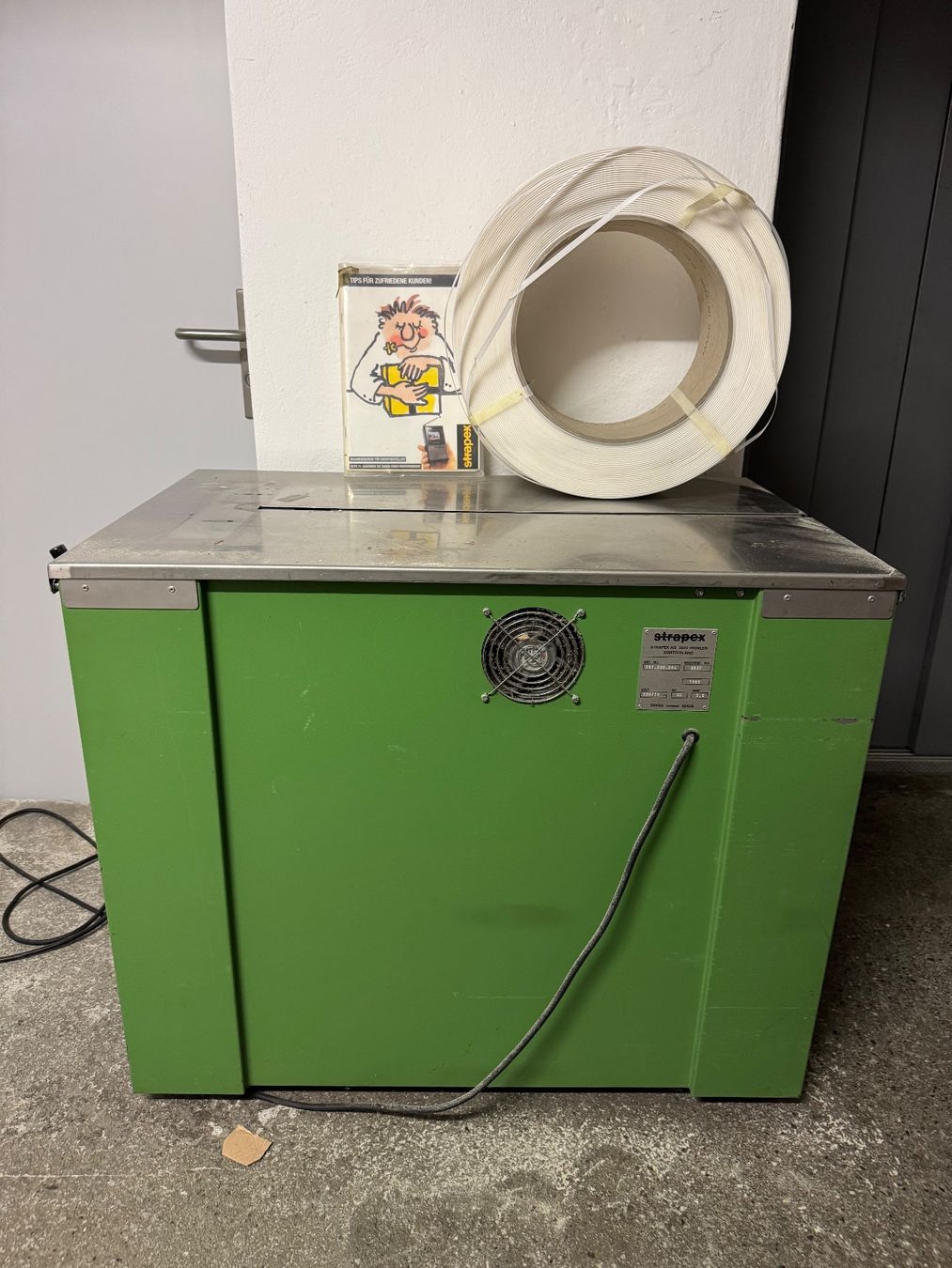Strapex Machines à relier: Strapax Verpackmaschine – Défectueux à Wetzikon ZH par Rnanu