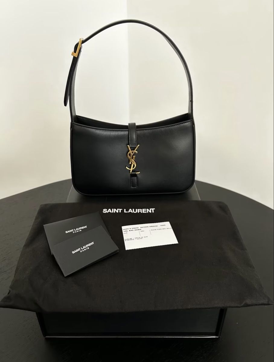 Borse da donna: Saint Laurent Hobo Bag – Nuovo (secondo la descrizione) da Unterentfelden venduto da ani_r62p 1