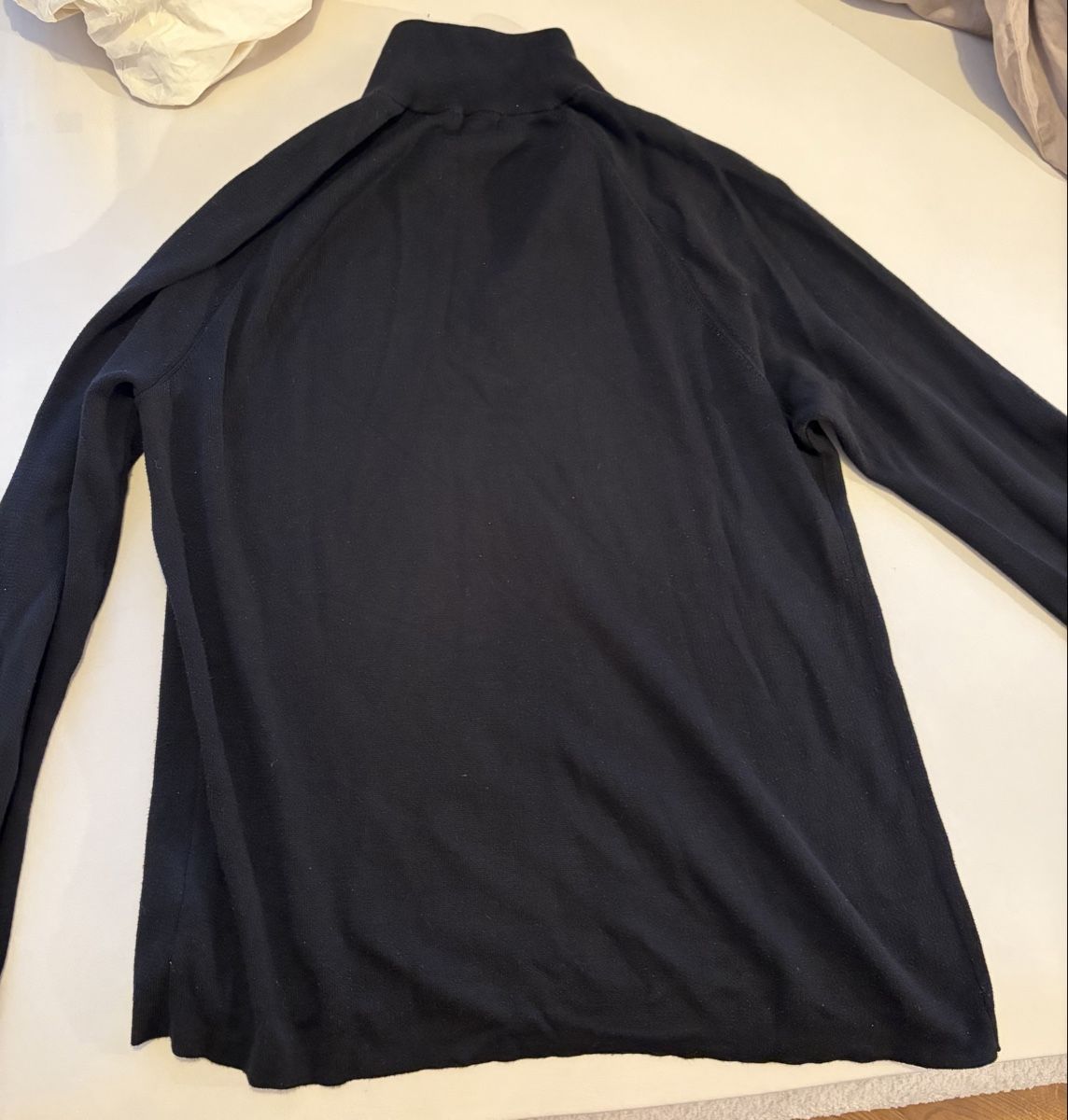 H&M Maglioni & Felpe: Pull noir zip Homme – Usato da Pully venduto da ari_78pk 4