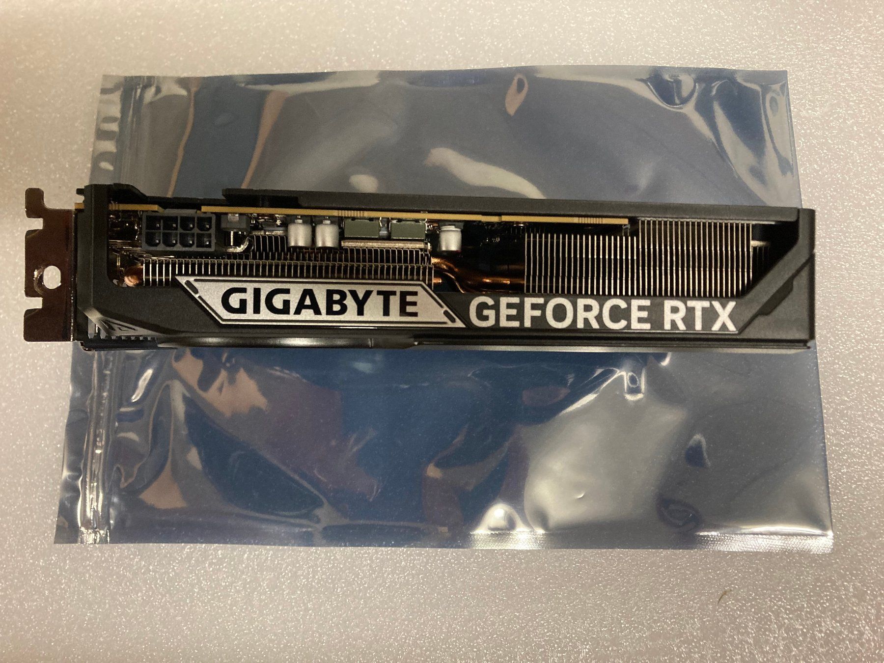 Nvidia Schede grafiche: Gigabyte GeForce RTX 5060 Windforce MAX OC 8GB neu – Nuovo (secondo la descrizione) da Wettingen venduto da Schabernack_sam 3