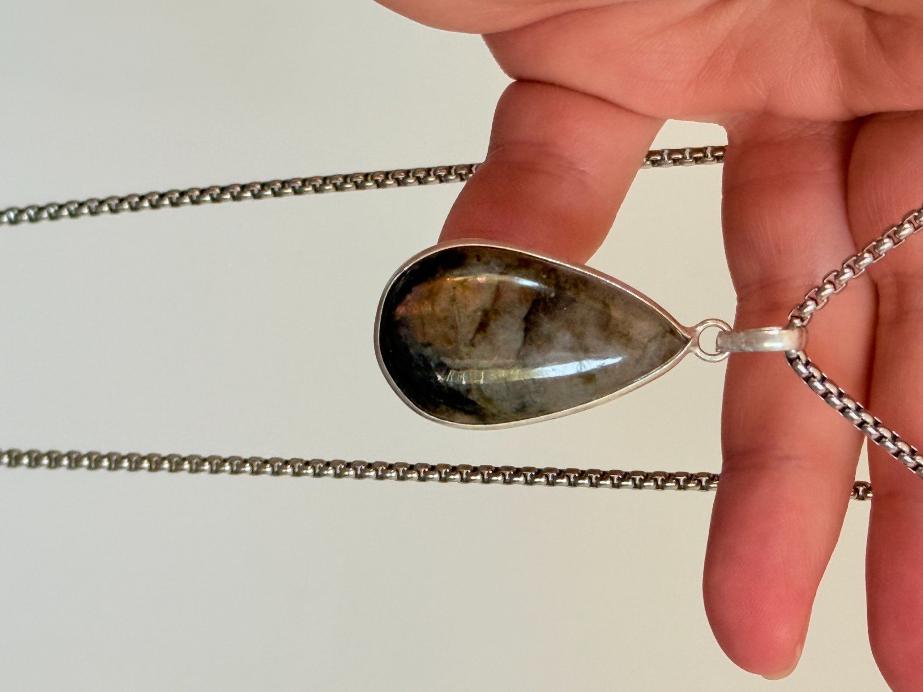 Ketten: Collier avec labradorite - Élégant & Naturel! – Neu und originalverpackt aus Genève von AWWA 8