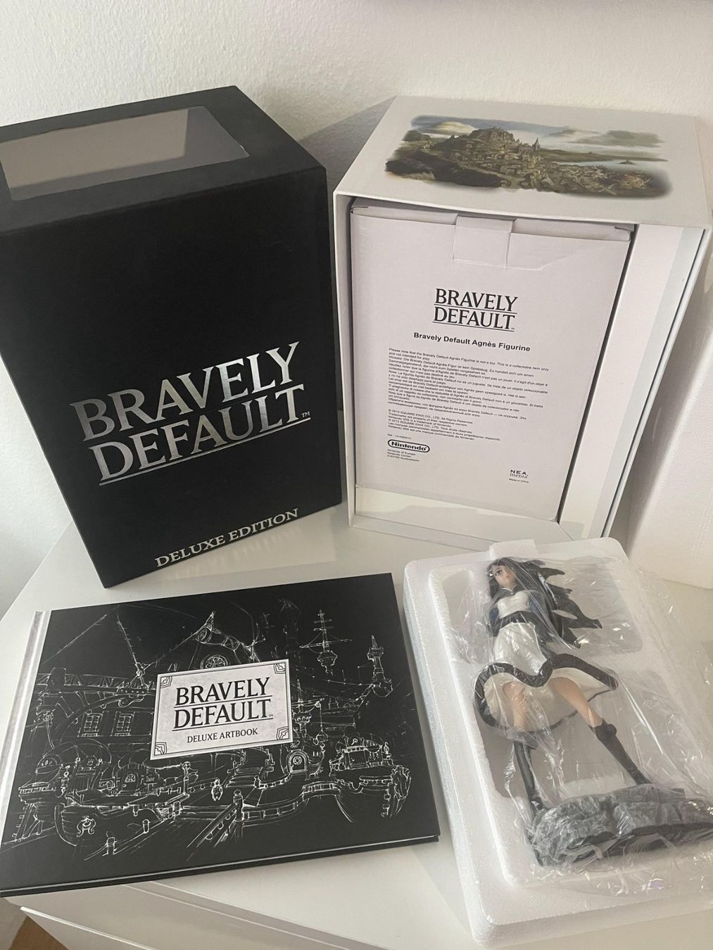 Statuette: Bravely Default –Deluxe Edition – Nuovo e nell'imballaggio originale da Fribourg venduto da C.Garcia 1
