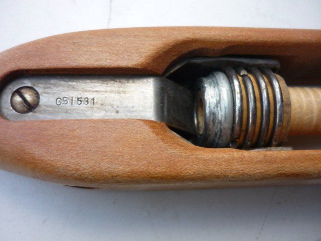 Alle Werkzeuge: Weberei Schiffli mit Garn und Spule GS 531 – Gebraucht aus Belp von Polexli 1