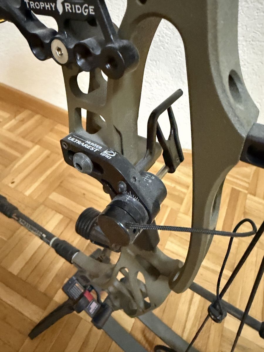 Hoyt Tiro con l'arco: LH Compound Hoyt Alpha X 33 – Usato da Dietikon venduto da Winkeldieb 3