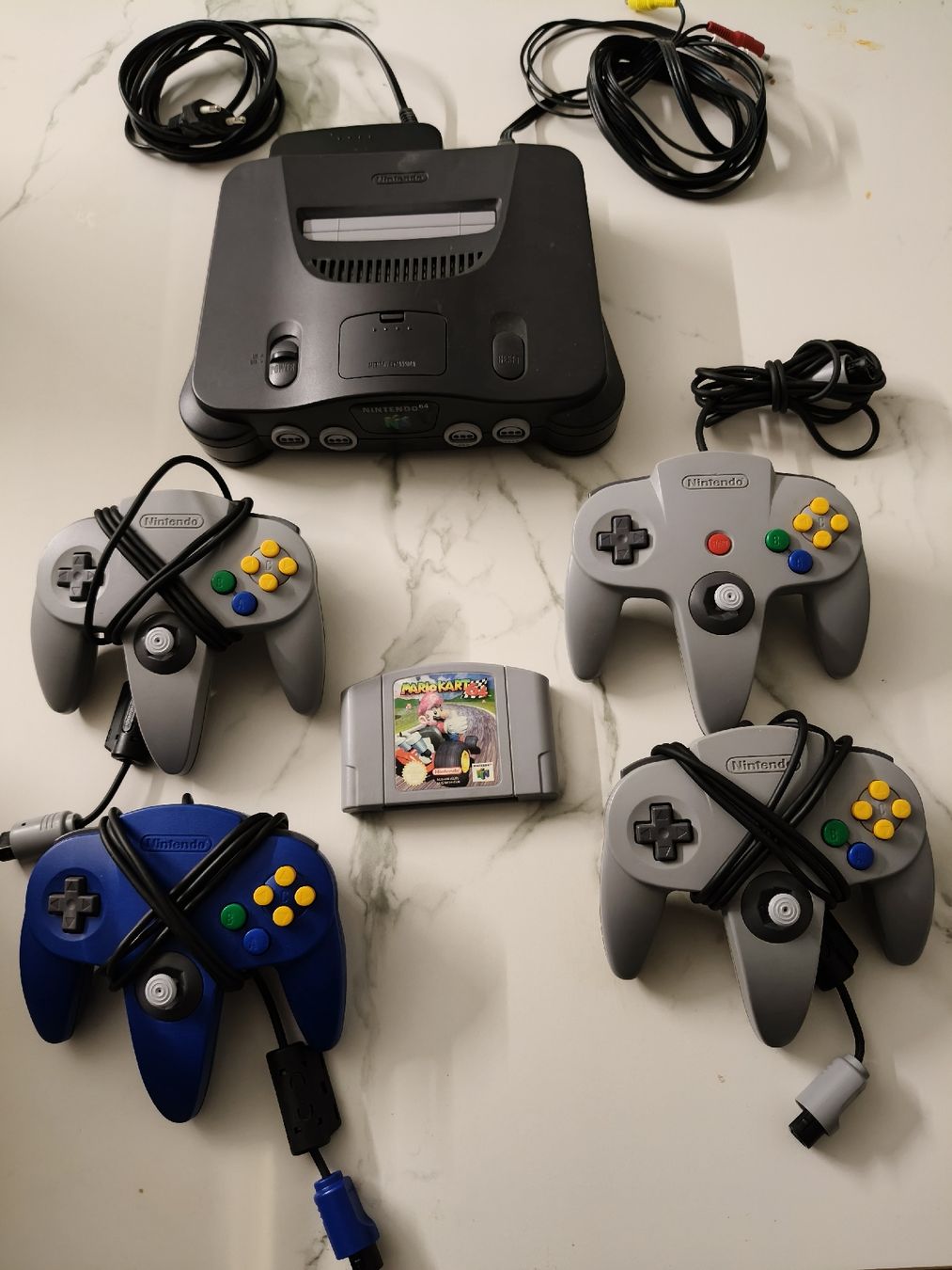 Nintendo Konsolen: Nintendo 64 Konsole mit 4 Controller & Mario Kart 64! – Gebraucht aus Oensingen von ece_8k7q 1