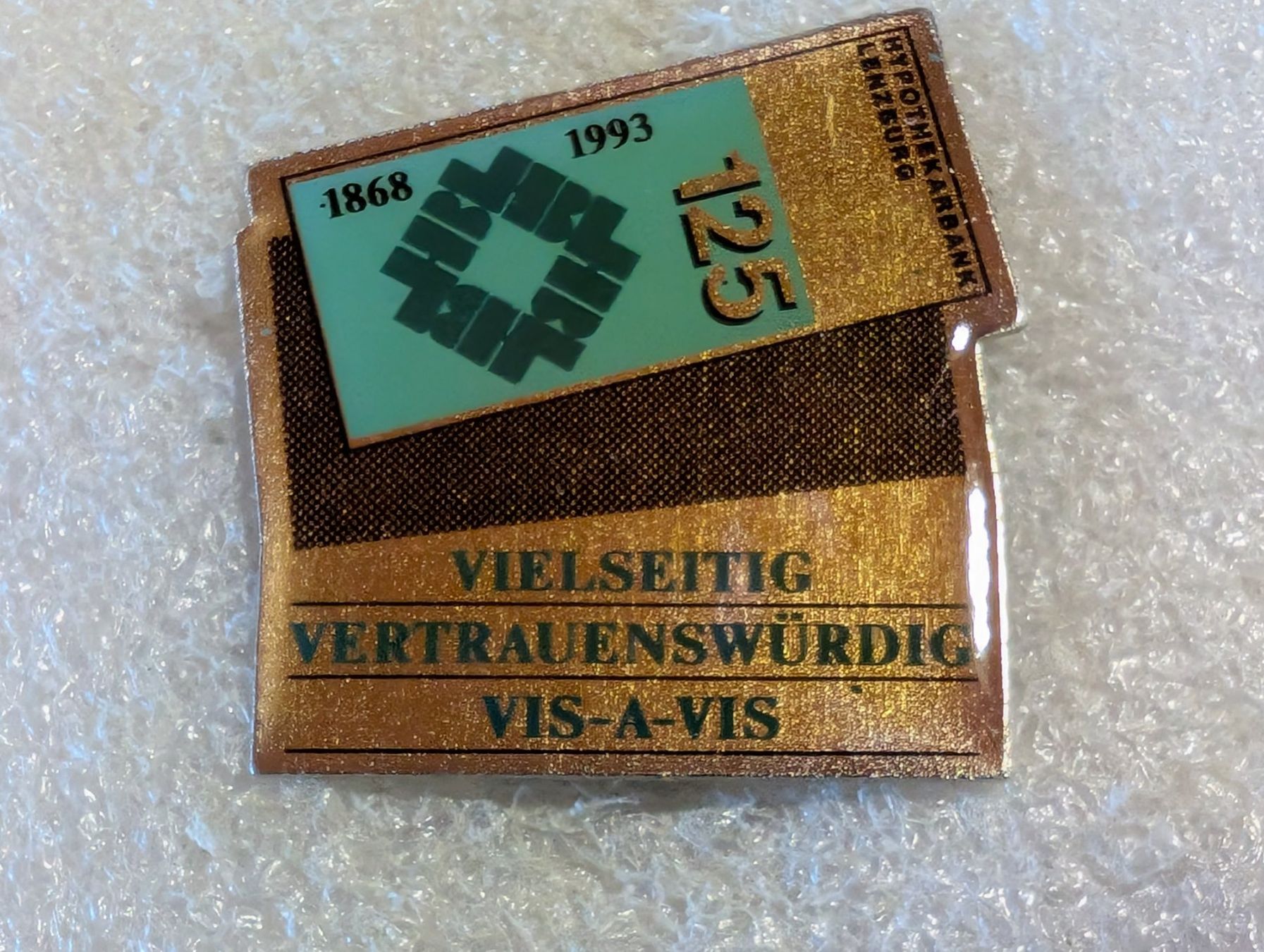Placchette & Badge: Ansteckpin 5: vis a vis – Usato da Oppligen venduto da Pin-Fall-Shop