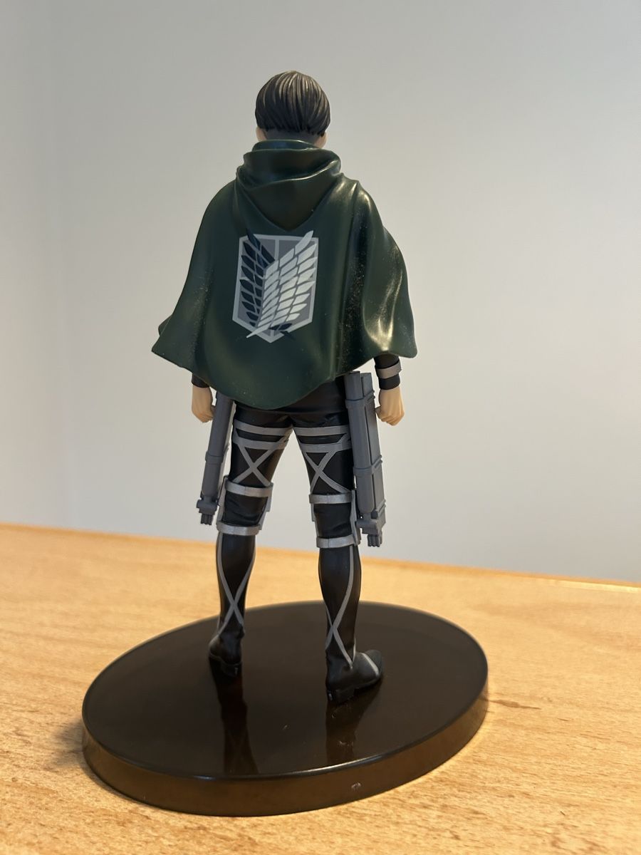 Bandai Statuette: Figurine Levi – Usato da Sonceboz-Sombeval venduto da Australia010 1