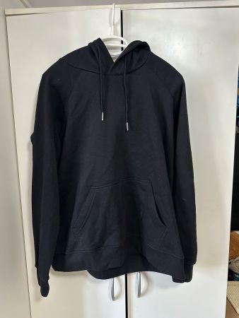 Kapuzenpullover black Grösse M guter Zustand