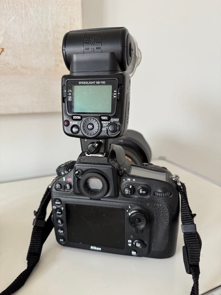 Nikon Kamera: DSLR-Set mit Nikon D800E, Objektiv, Blitz, 2 Akkus etc. – Gebraucht aus Wangen b. Olten von Braeggi 1