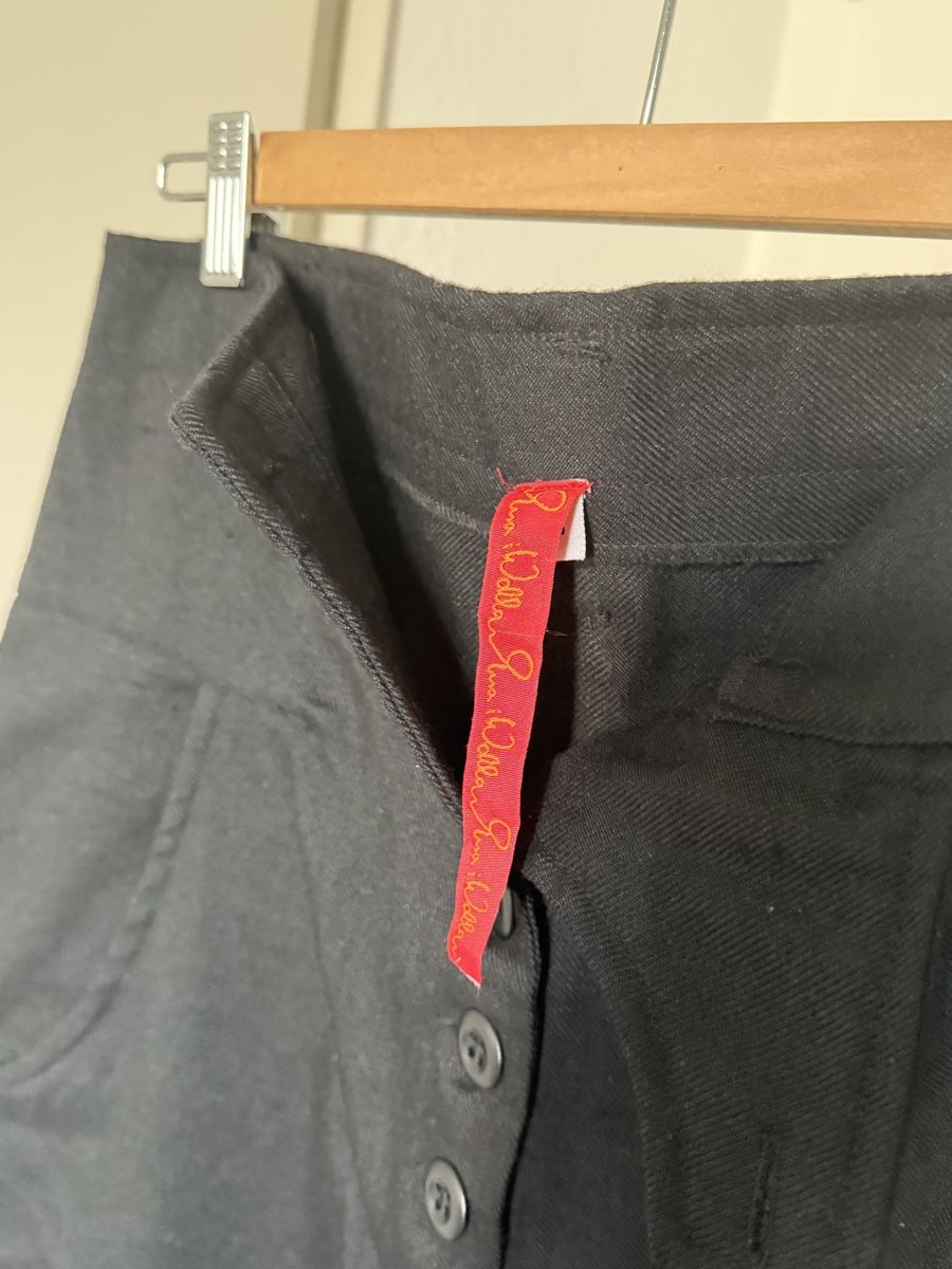 Chemisier Tom Ford noir en soie géorgette avec nœuds, taille 40 S
