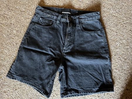 Armedangels Denim Shorts, Gr. 27, Schwarz, Top Sommer!