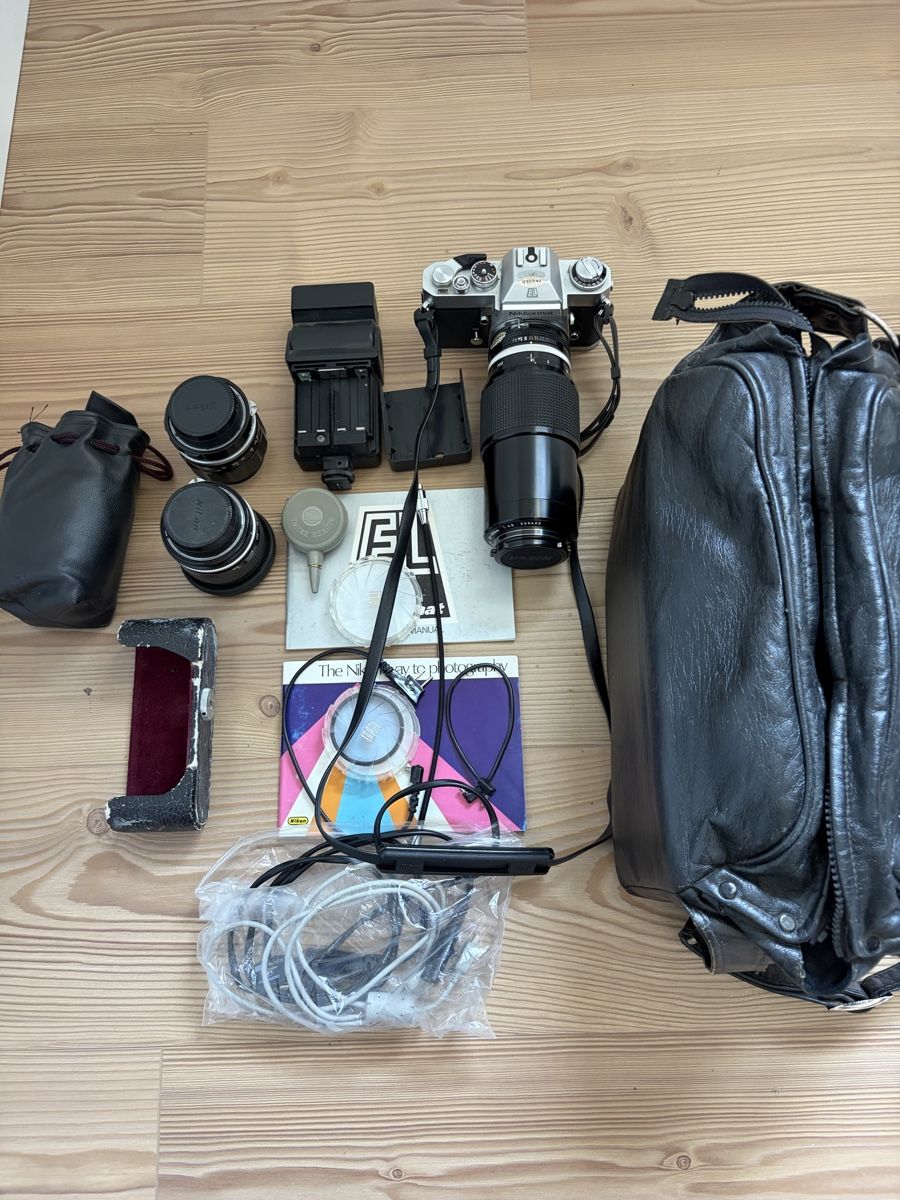 Nikon Fotocamera: Nikon Fotokamera analog – Usato da Hägendorf venduto da StuderPascal 1