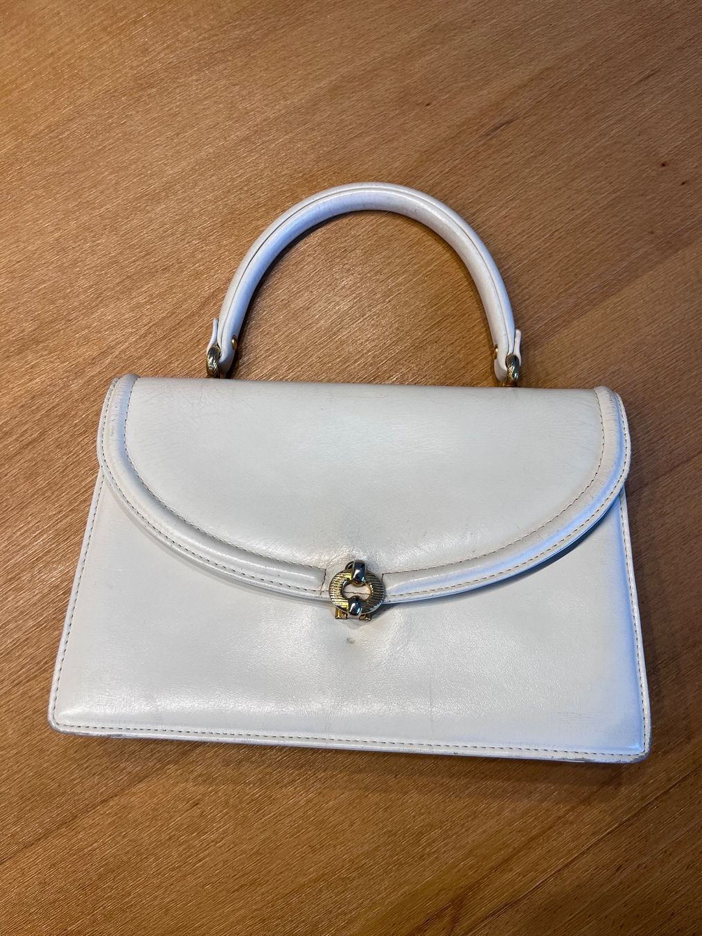 Taschen für Damen: Vintage Tasche – Gebraucht aus Roggwil BE von KarotteV 3