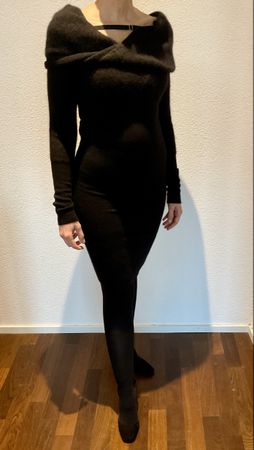 Sexy Jacquemus Kleid schwarz warm Winter Größe S