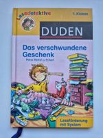 DUDEN Lesedetekive 📚 Das verschwundene Geschenk 🎁  1. Kl.