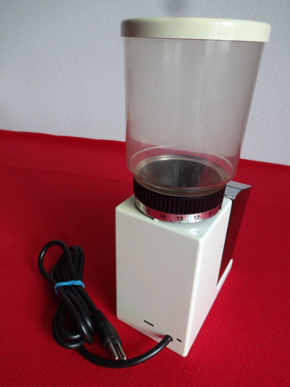 Turmix Elettrodomestici da cucina: TURMIX Kaffeemühle Espresso E20 – Usato da Frauenfeld venduto da Jahy 7
