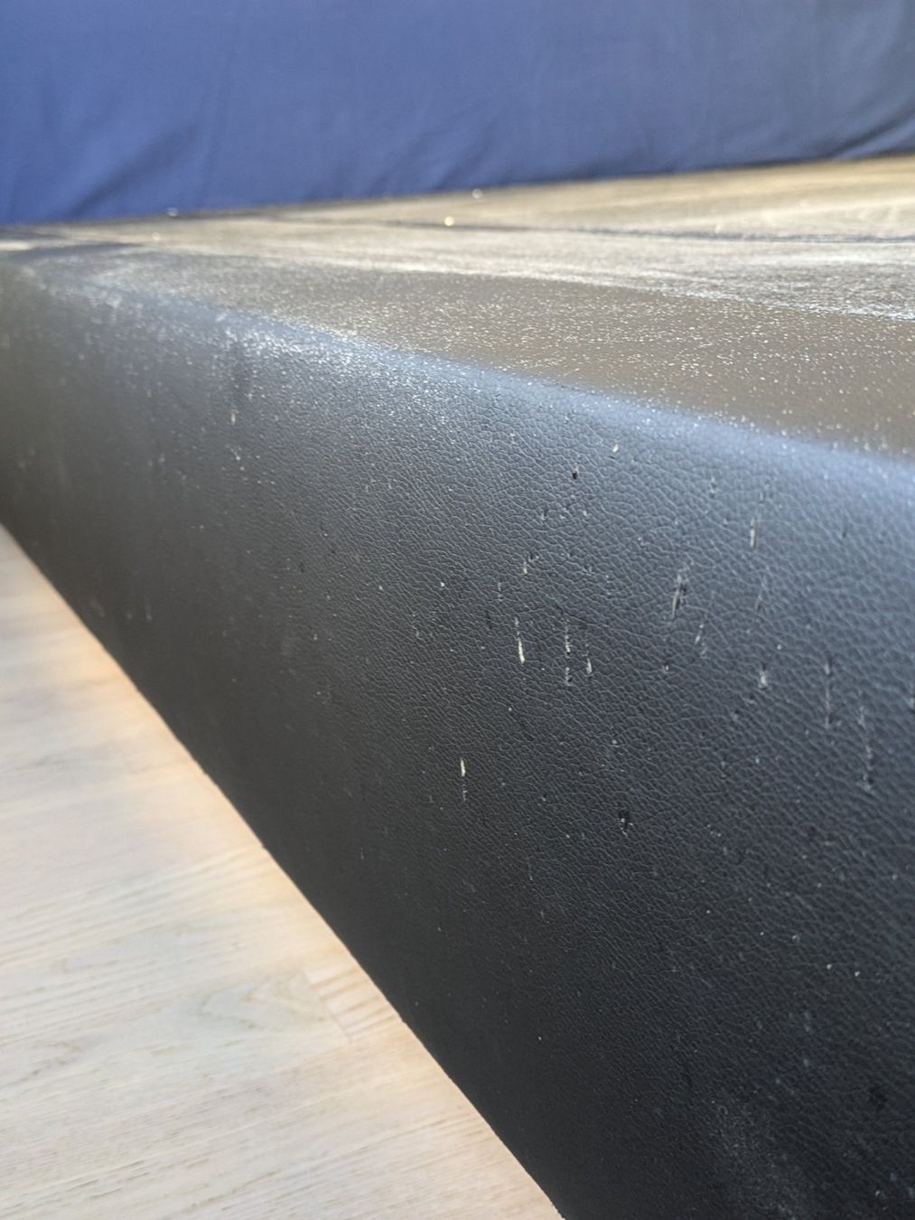 Betten: Boxspring-Bettgestell, schwarz, 160x200cm – Gebraucht aus Glattpark(Opfikon) von ricalves 3
