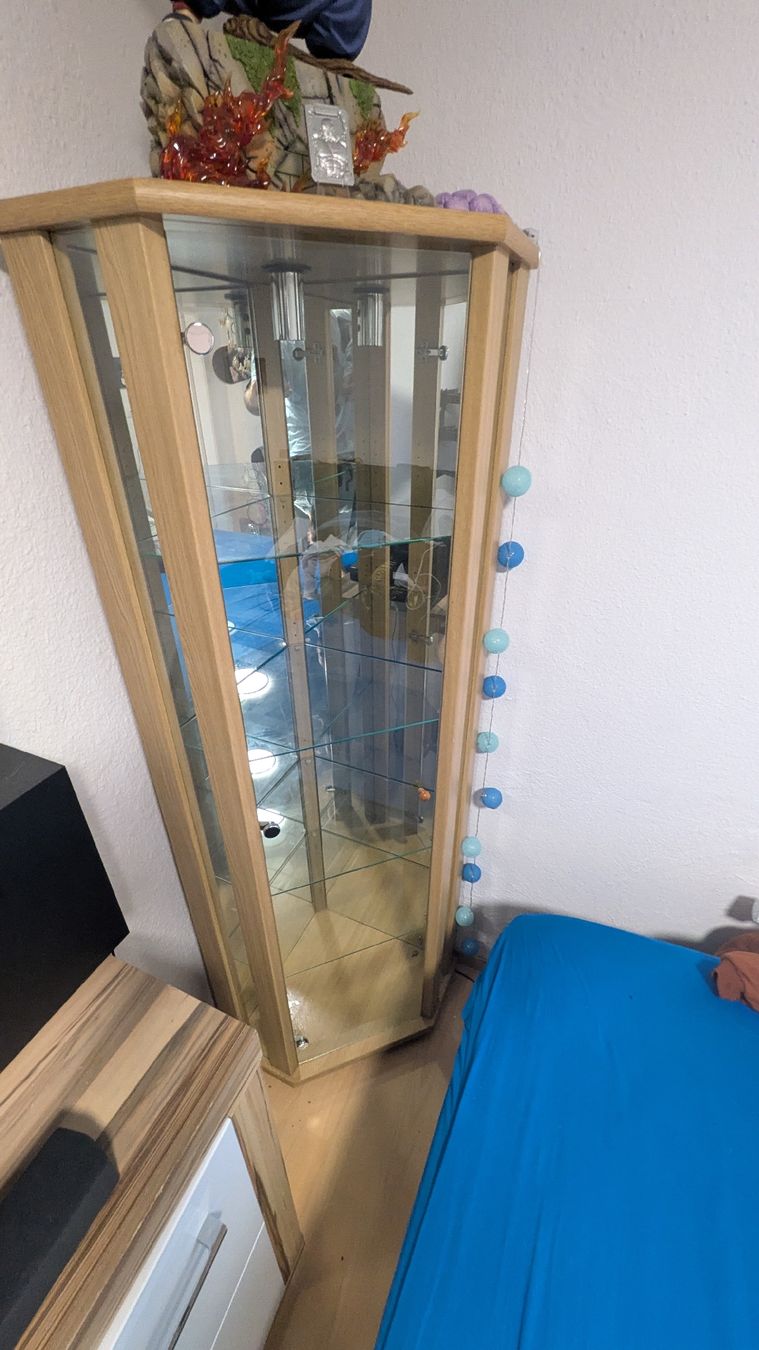 Vitrines: Glasvitrine – D'occasion à Riet (Neftenbach) par Ricardo_ZH