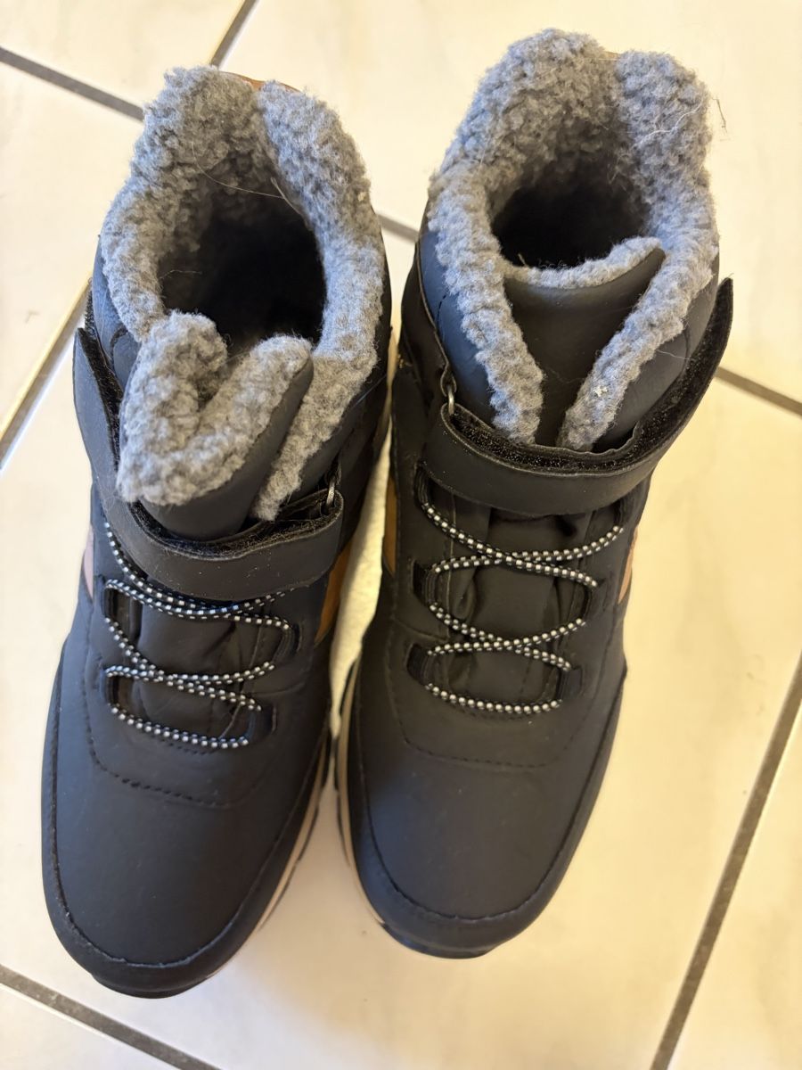 Dosenbach Schuhe für Jungen: Winterschuhe Gr. 39 – Neu (gemäss Beschreibung) aus Birrwil von Kiramau1974 1