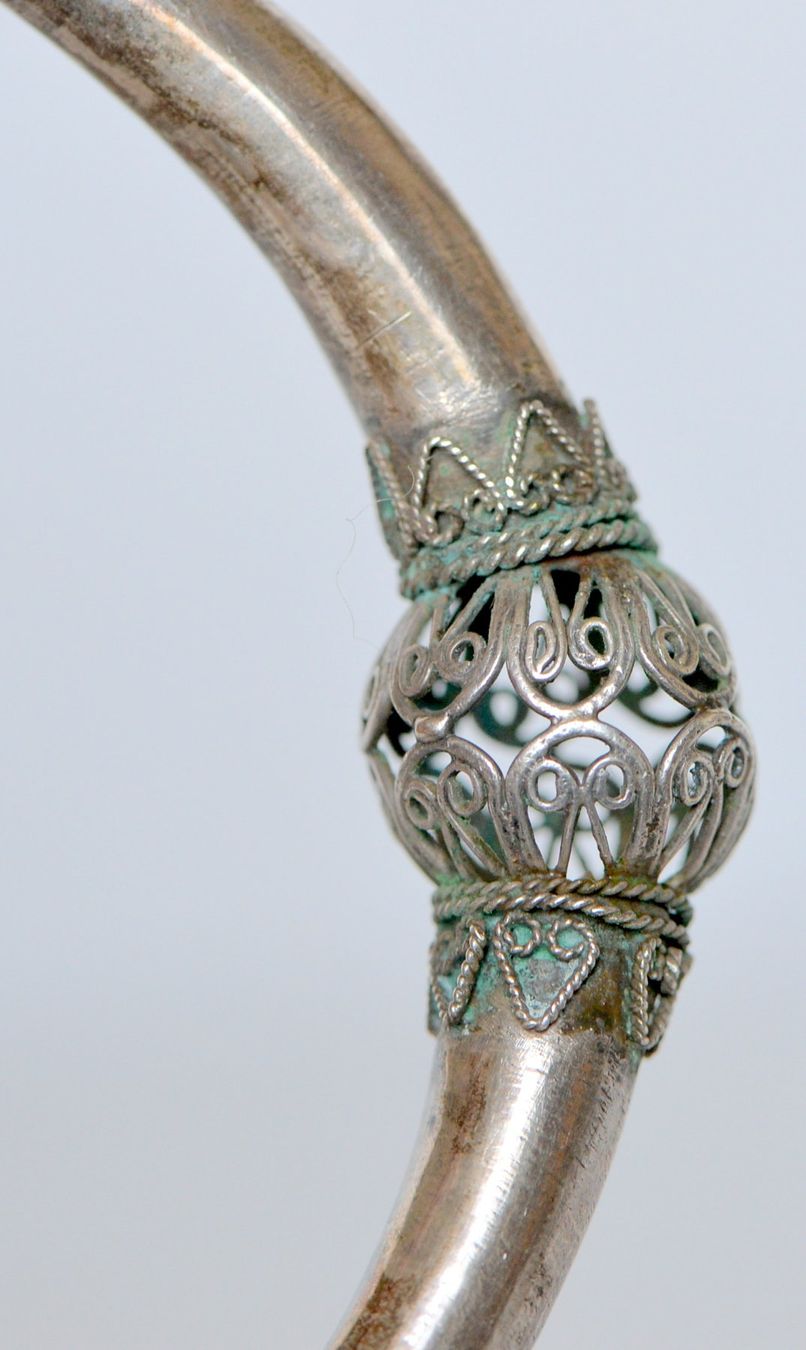 Colliers: Ancien collier en métal – D'occasion à Neuchâtel par Neuchatel 5