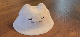 Süsser Kinderhut mit Tiergesicht