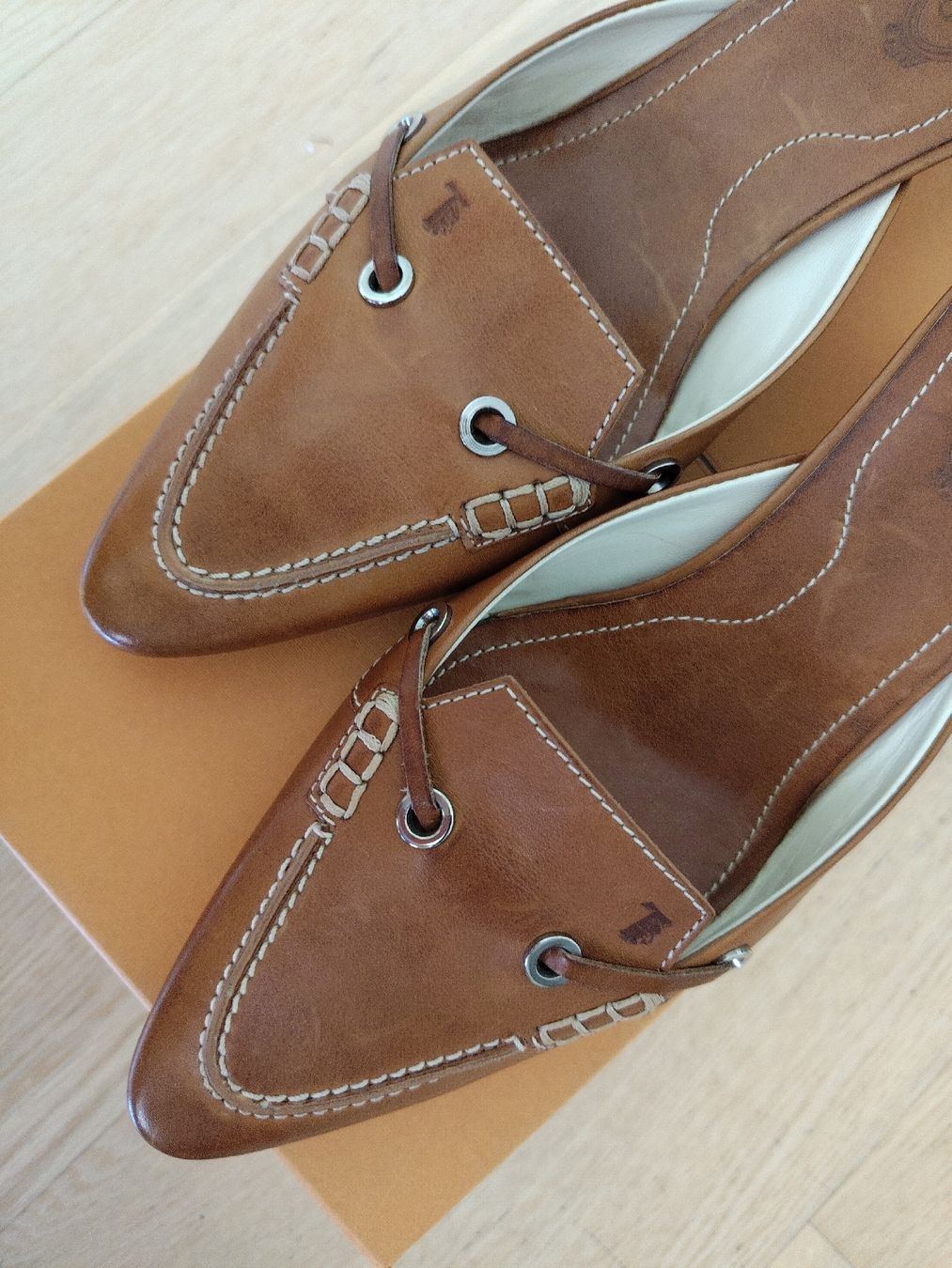 Tod'S Scarpe da donna: TOD'S Daisy Eyelet Sabot Cognac Size 36 – Usato da Buchrain venduto da QueenyHE51 6