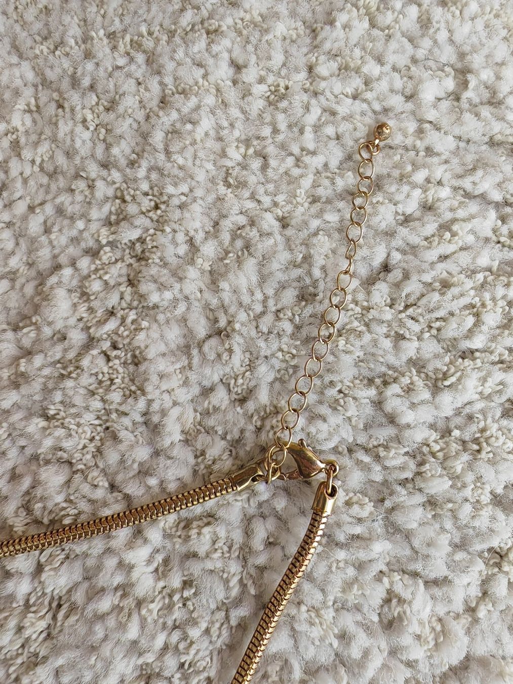 H&M Catenine: Collier H&M avec des grosses perles – Nuovo (secondo la descrizione) da Longirod venduto da DigiSmart 2