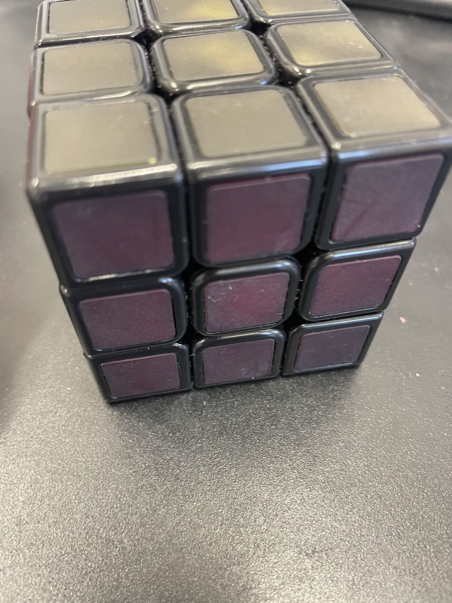 Spiele: Rubiks Cube black – Gebraucht aus Wattwil von Weinachtsmann 2
