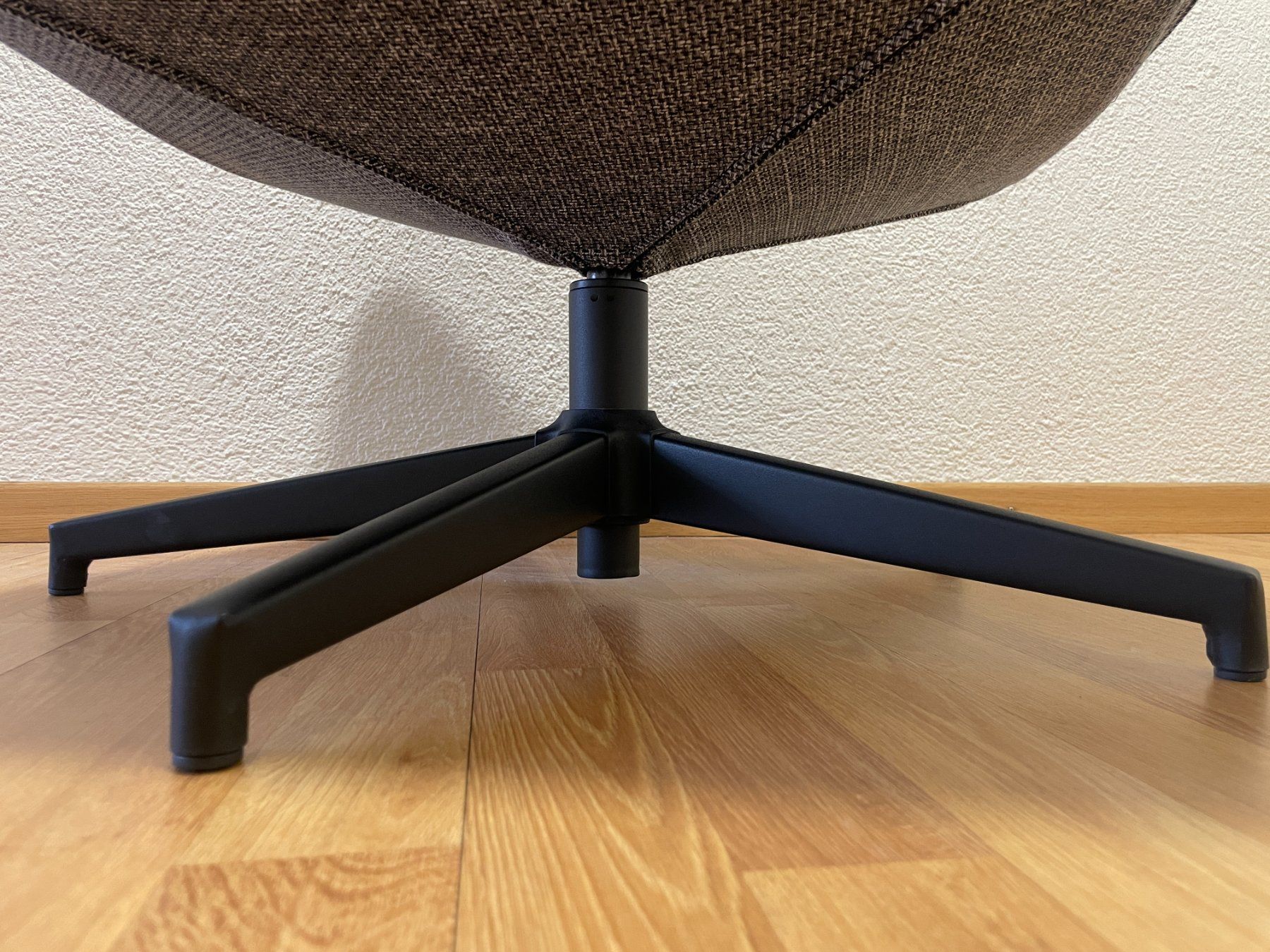 Conforama Hocker: Fusshocker – Gebraucht aus Thun von TeeForMee 2