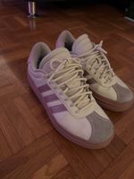 Adidas Turnschuhe Größe: 38 2/3