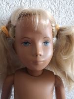 SASHA TRENDON PUPPE BLOND NO PHILTRUM