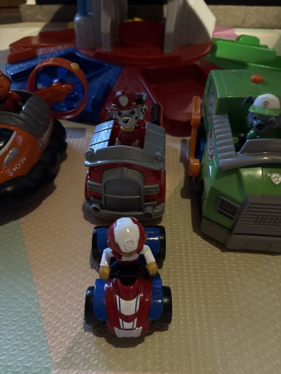 Spielzeuge: PawPatrol Turm – Gebraucht aus Andermatt von poletti10 2