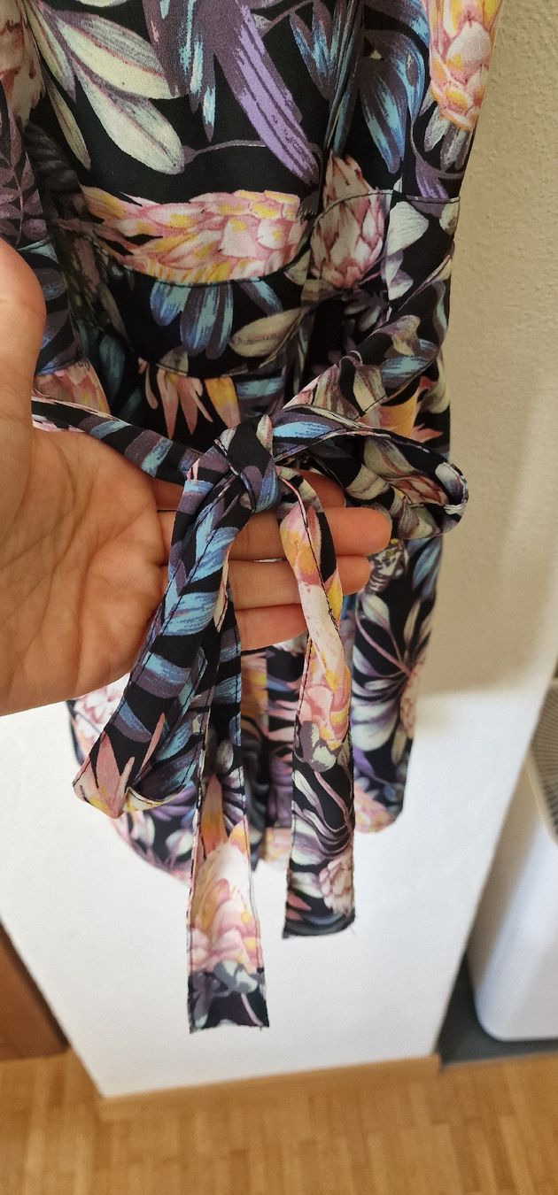 H&M Tute: Jumpsuit Gr. 40 sommerlich – Usato da Romanshorn venduto da REALJessiB 1