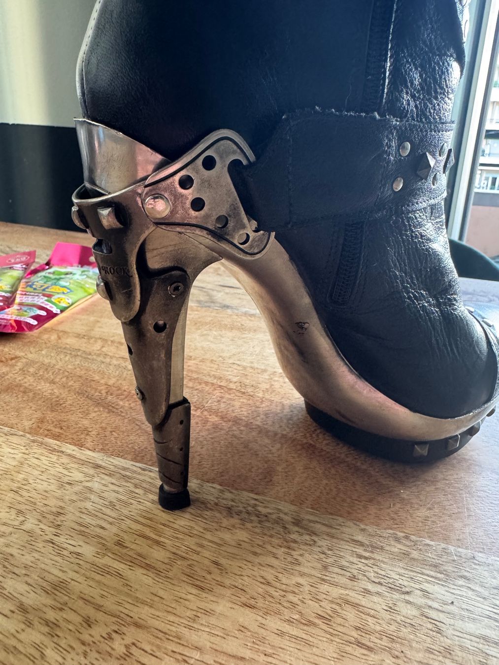Scarpe da donna: New Rock - Neuves - Taille 40/41 – Nuovo (secondo la descrizione) da Meyrin venduto da Sabrina310316 2
