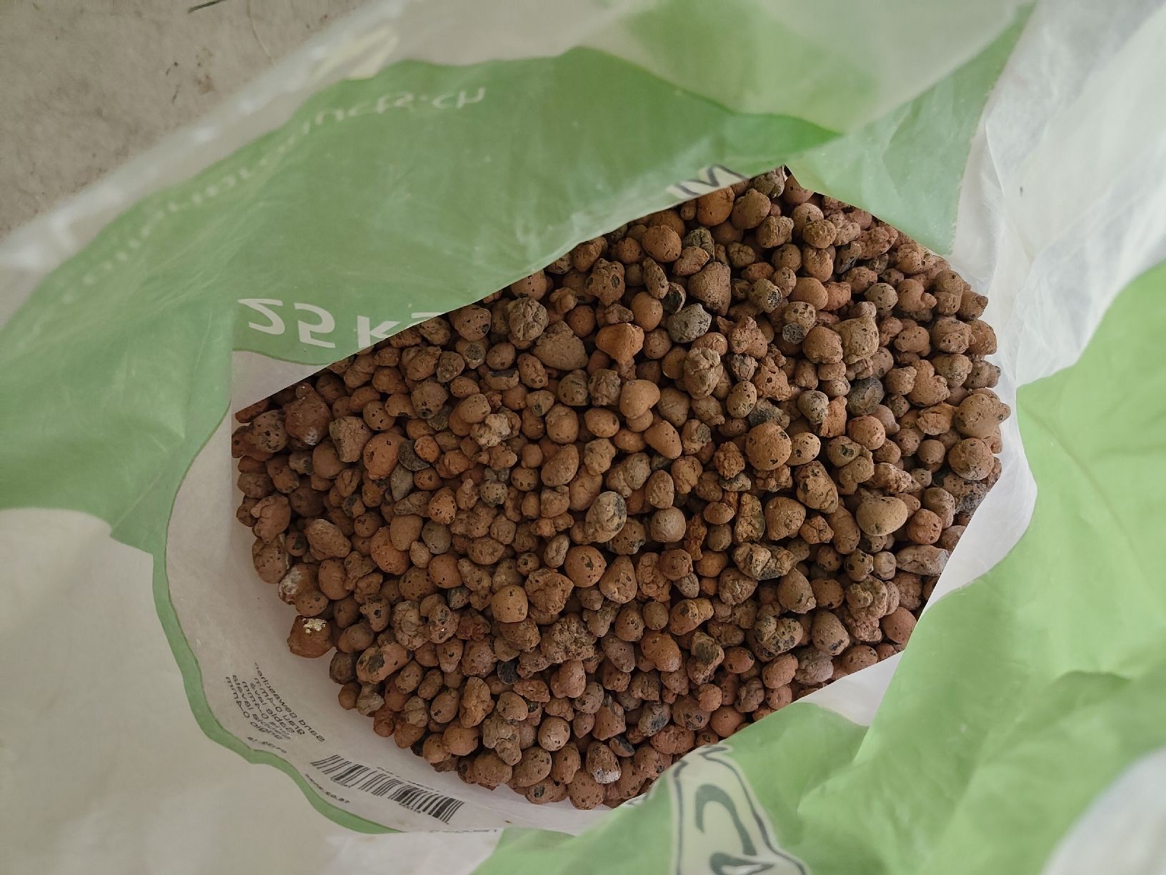 Piante & sementi: Sack Blähton ca. 5-6 kg sauber, gratis – Usato da Bertschikon Gossau venduto da Dewe13
