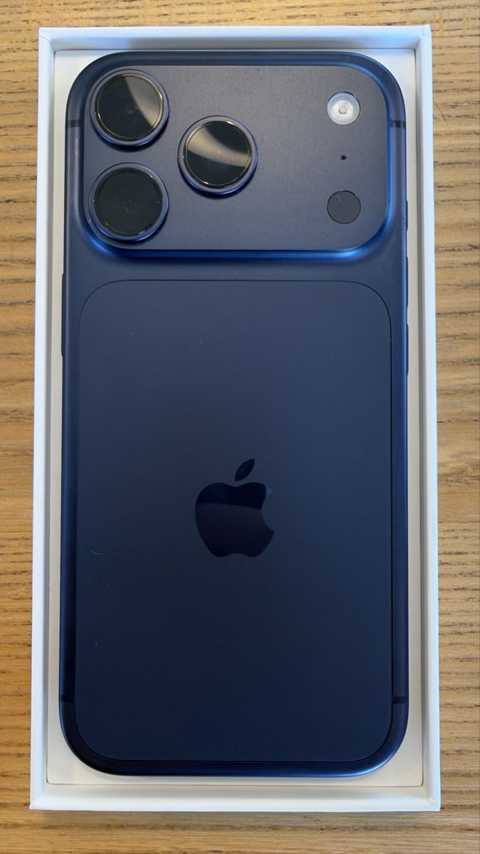 Apple Telefoni cellulari / Smartphones: Iphone 17 Pro - 256 GB – Usato da Rickenbach ZH venduto da Gaby_1001 1