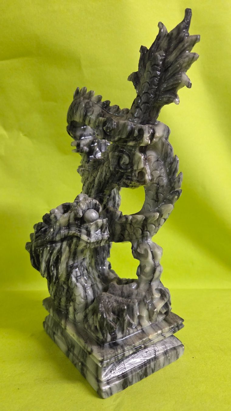 Sculture & Statue: Drachen 20cm aus Marmor – Nuovo (secondo la descrizione) da Roggliswil venduto da Mabelco