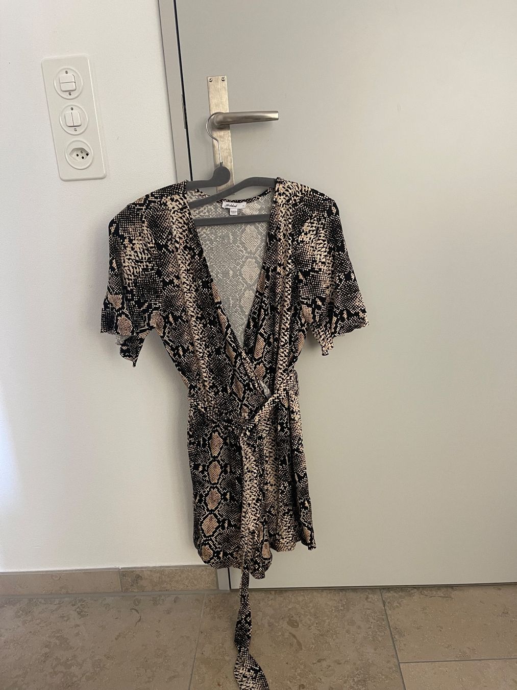Tute: Subdued Overall mit Animal Print – Usato da Zürich venduto da liz_l6f7