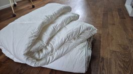 Ikea Rödtoppa duvet 200x220 like new