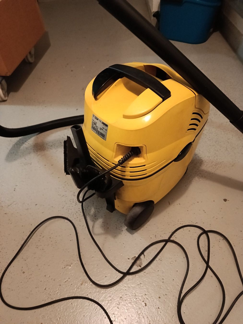 Aspirapolveri & Accessori: Staubsauger "Kärcher" – Usato da Mörschwil venduto da Erwin8242 1