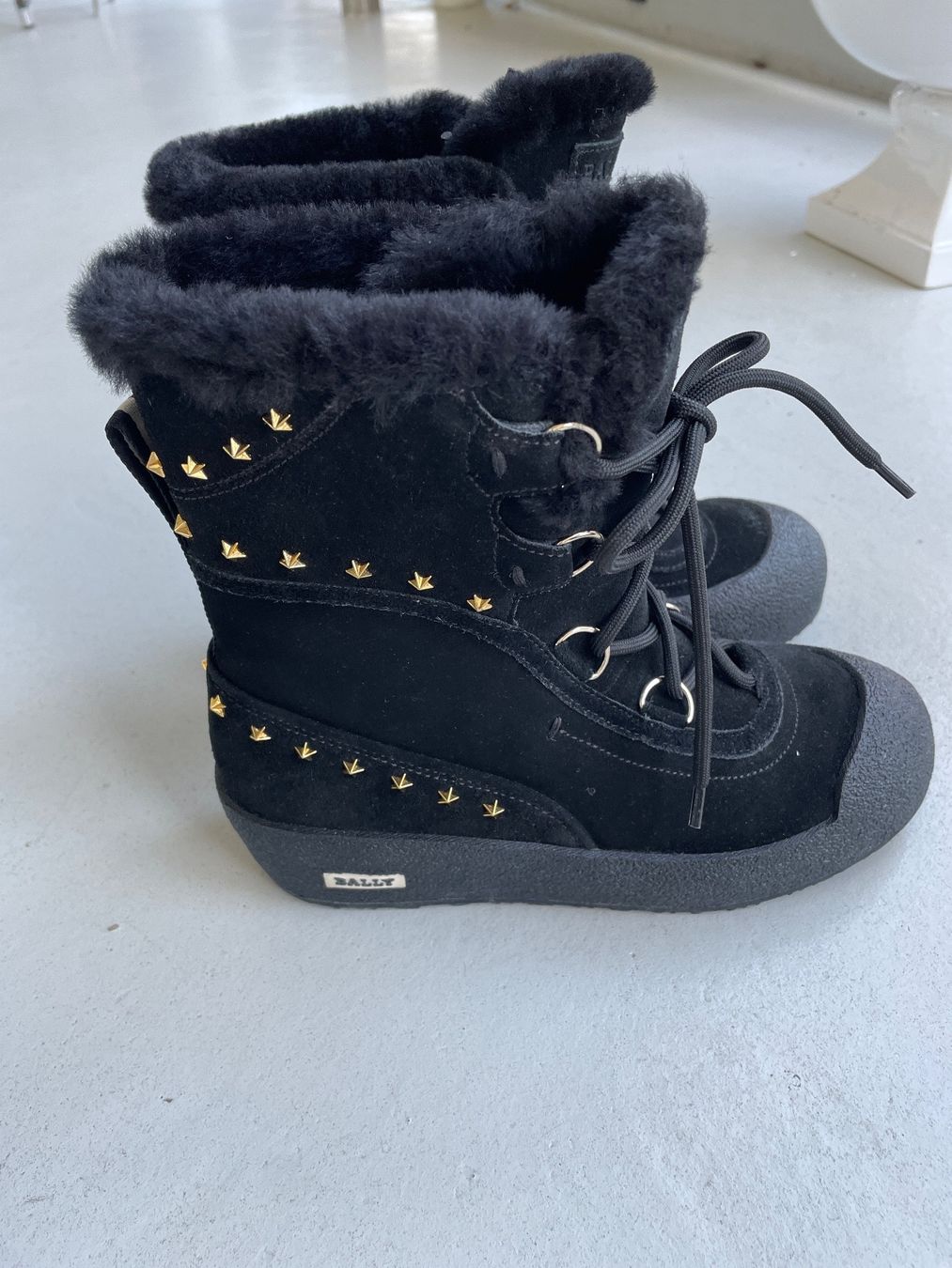 Bally Scarpe da donna: BALLY Curling Boots – Nuovo (secondo la descrizione) da Niederlenz venduto da bul_m9x7 1